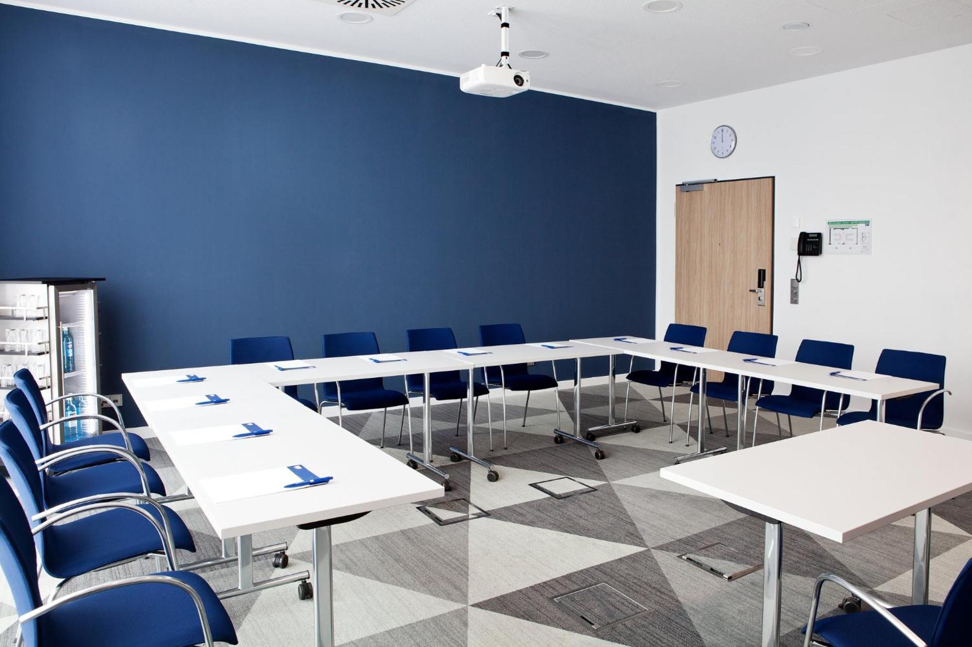 Express By Ihg 3*